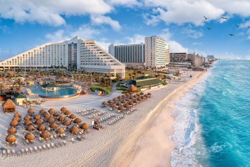 Cancún Playas de arena blanca Turismo en México Cultura mexicana Mar Caribe Buceo en arrecifes de coral Zona Arqueológica El Rey Gastronomía mexicana Vida nocturna en Cancún Zona Hotelera