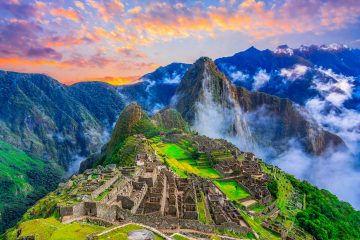 Perú Machu Picchu Cusco Lima Ruinas incas Líneas de Nazca Selva amazónica Cultura peruana Gastronomía peruana Festivales peruanos